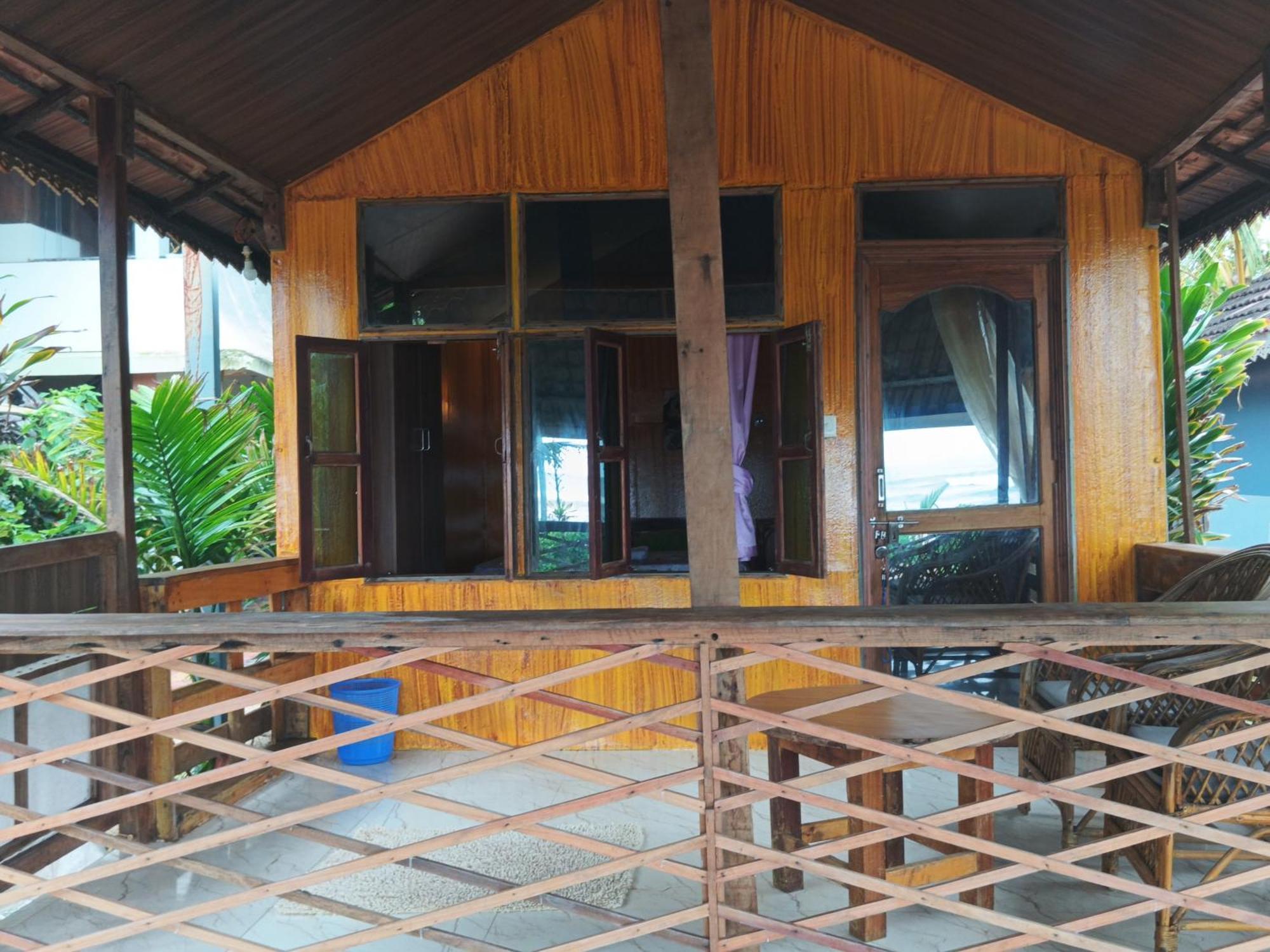Monsoon Hotel Agonda Ngoại thất bức ảnh